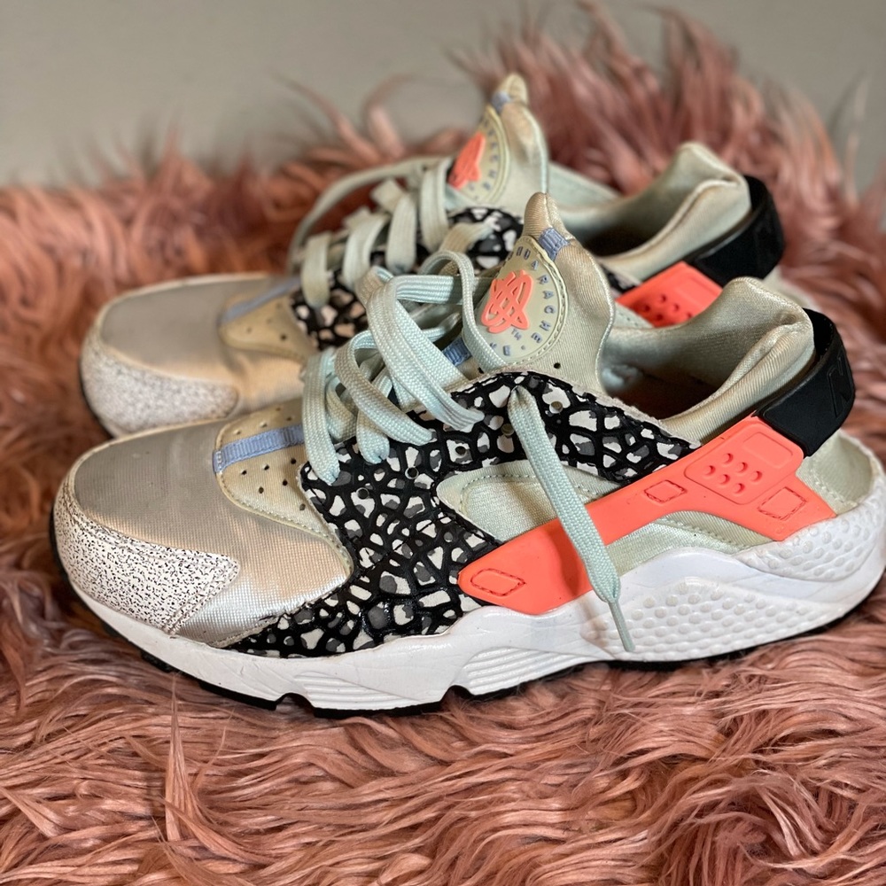 Nike Huarache women’s 7.5